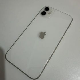 Apple iPhone 11 ホワイト 本体 MWM22J/A