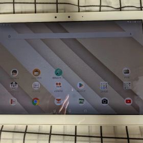 Qua tab QZ10 KYT33 android7 Simフリー➁