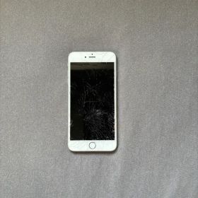 iPhone 6 シルバー 本体 画面ひび割れあり