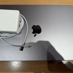 Macbook Pro 14インチ M1max 64G 2TB USキーボード