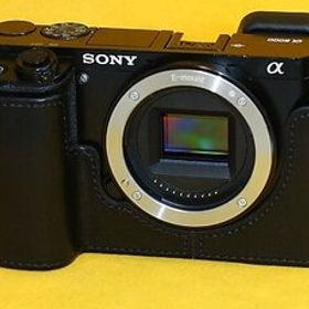 ★一発即決★訳あり★ジャンク品扱い★SONY「α6000」★純正標準ズームレンズ＆32GB付★最新ファームウェアに更新済★ILCE-6000★LCS-EBC★