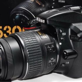 Wi-Fi機能搭載☆Nikon D5300☆高画質動画☆初心者おすすめ☆