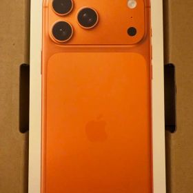 【Apple】iPhone17ProMax 512GB コズミックオレンジ色