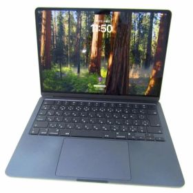 Apple MacBook Air MLY33J/A 13.6インチ 2022年発売モデル ▼KD4257