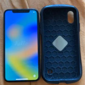 【訳あり】iPhone Xs Space Gray 64 GB SIMフリー
