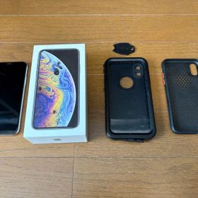 iPhone Xs 256GB シルバー