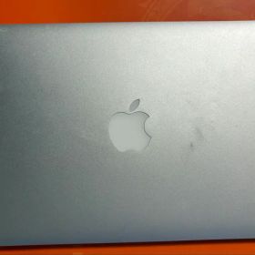 中古品 MacBook air A1465(2012年)