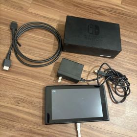 【最終値下げ】Nintendo Switch 【Joy-Conなし】