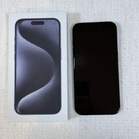 Apple iPhone 15 Pro ブルー 2025年1月まで使用