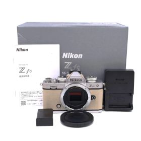 【張替えサービス終了品（サンドベージュ）】元箱付き。★美品★ Nikon ニコン Zfc ボディ シルバー