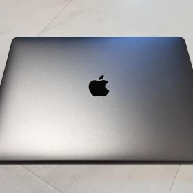 Mac Book Air 13-inch スペースグレー