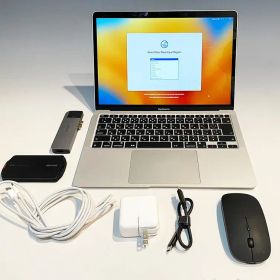 Apple MacBook Air M1 2020(13インチ）