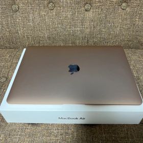 美品Apple MacBook Air 2018 13インチ 256GB 8GB