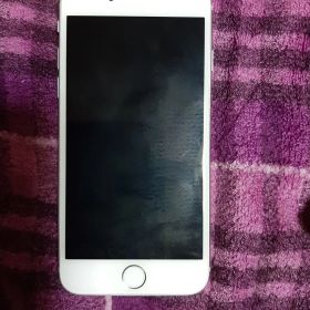 Apple iPhone 8ホワイト 4.7インチ スマートフォン本体