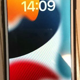 Apple iPhone 8 シルバー 本体