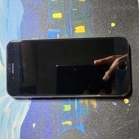 Apple iPhone 8 スペースグレー 本体