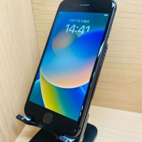 【61822】【SIMロック解除済】iPhone 8 64GB docomo スペースグレイ (61822)