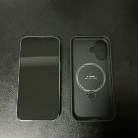 Apple iPhone 16 ティール 本体 256GB ケース付き