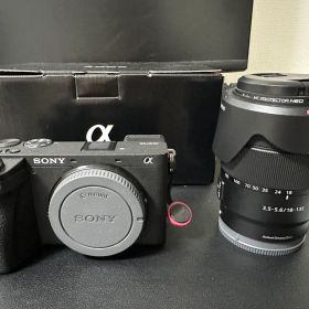 SONY α6700ミラーレス一眼 18-135ズームレンズキット +小物付き