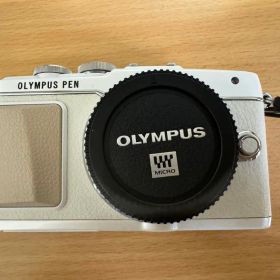 オリンパス E-PL7 ホワイト