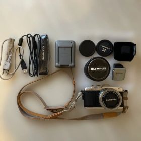 Olympus E-PL7 ミラーレス一眼カメラ