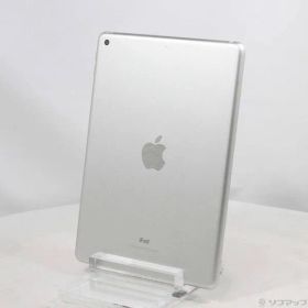 〔中古品〕 iPad 第6世代 128GB シルバー MR7K2J／A Wi-Fi【349】