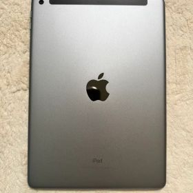 iPad6 第6世代 32GB SIMフリー
