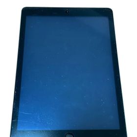 iPad シルバー (第5世代)本体 WiFiモデル