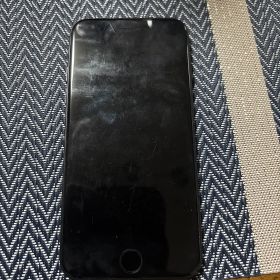 Apple iPhone 7 ブラック