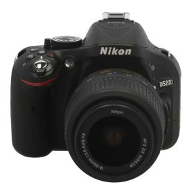 Nikon ニコン/デジタル一眼/D5200 レンズキット/2093538/Bランク/01【中古】