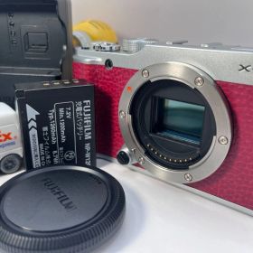 FUJIFILM 富士フイルム X-A1 レッド ボディ ミラーレス一眼カメラ コンパクト 軽量 動作品 デジタルカメラ B446