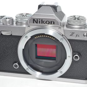 250663★ほぼ新品★ Nikon ミラーレス一眼カメラ Z fc ボディ Zfc シルバー
