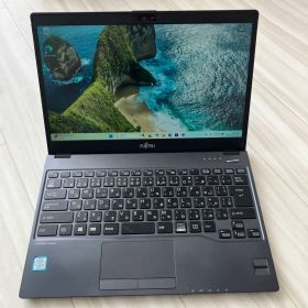 FUJITSU LIFEBOOK U937 Windows11 Core i5