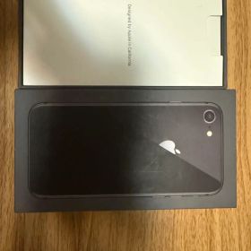 Apple iPhone 8 ブラック