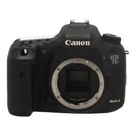 中古 デジタル一眼 ボディCanon キヤノン EOS 7D MarkII ボディ 041021002640コンディションランク【B】（商品 No.89-0）