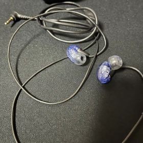 SHURE 有線イヤホン SE215 limited edition
