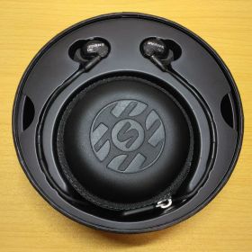 (希少美品) SHURE SE215・ケース付き