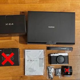 FUJIFILM X-E4 シルバー ボディ
