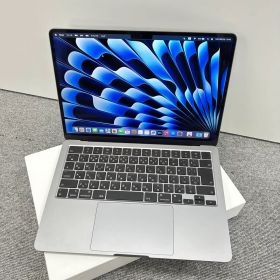 MacBook Air M3 2024年 13インチ 8GB /256GB