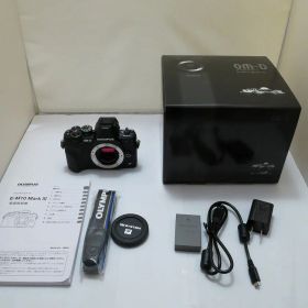 【11/20(木)20時〜全品ポイント10倍！要エントリー！】オリンパス OLYMPUS ミラーレス一眼 OM-D E-M10 MarkIV 【中古】
