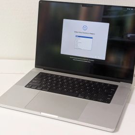 Apple MacBook Pro 16インチ 32GB US (2021)
