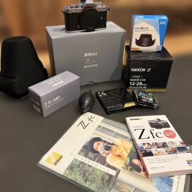 【美品】Nikon Zfc 本体+レンズ2種等 まとめ売り