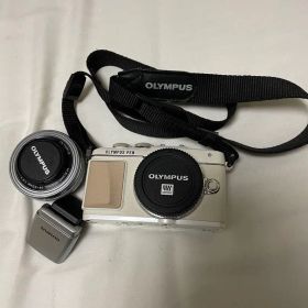 OLYMPUS PEN Lite E-PL7