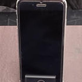 IPHONE SE (第2世代) MHGQ3J/A APPLE