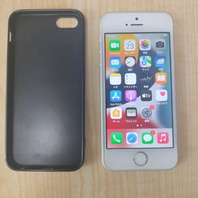 アイフォーン(iPhone)のアップル iPhone SE 32GB シルバー SIMフリー(スマートフォン本体)