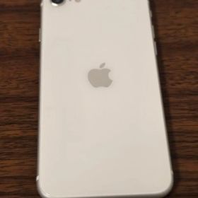 中古 iPhone SE （第２世代）64GB