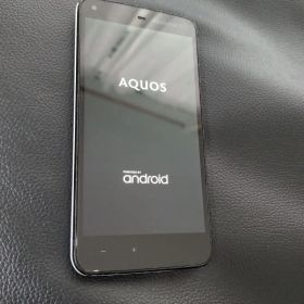 docomo AQUOS SH-01F （ホワイト）スマートフォン 本体