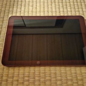 Qua tab QZ10 10インチ レッド