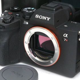 【中古】【極美品】ソニー α7R V ILCE-7RM5 ボディ CA01-R2687-3X3 SONY Eマウント フルサイズ 5軸手ブレ補正 EVF 中古