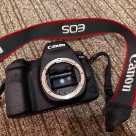 Canon EOS 6D Mark II ボディのみ デジタル一眼レフカメラ